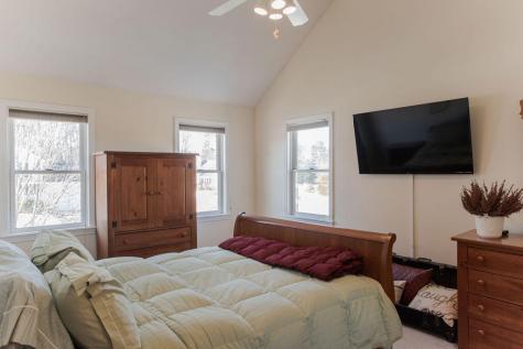 18 Greenacre Drive York ME 03909