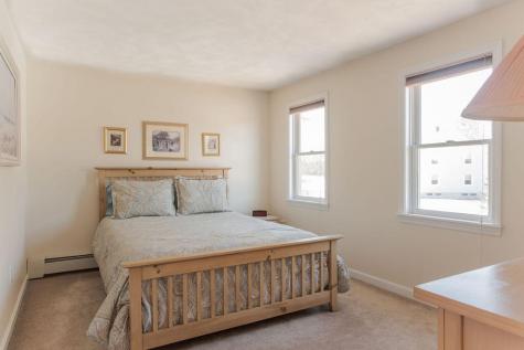 18 Greenacre Drive York ME 03909
