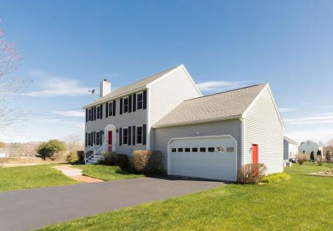 18 Greenacre Drive York ME 03909
