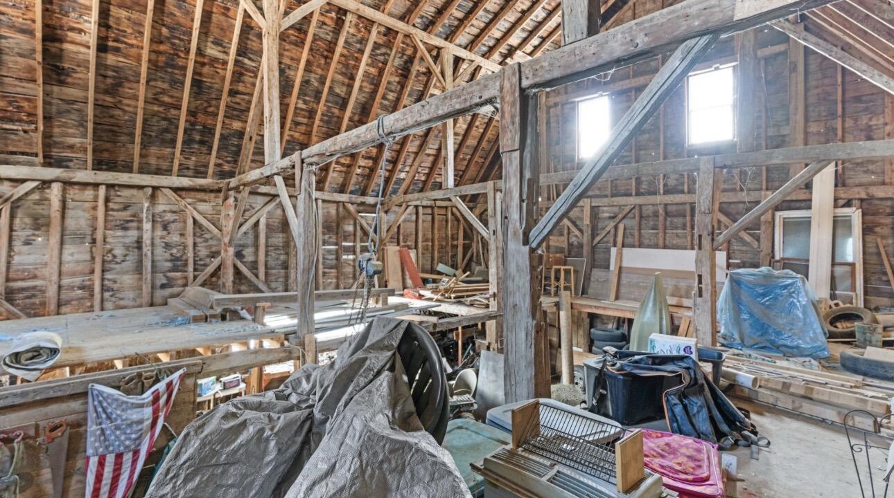 16 Hubbard Road Canaan ME 04924