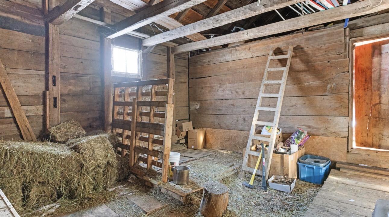 16 Hubbard Road Canaan ME 04924