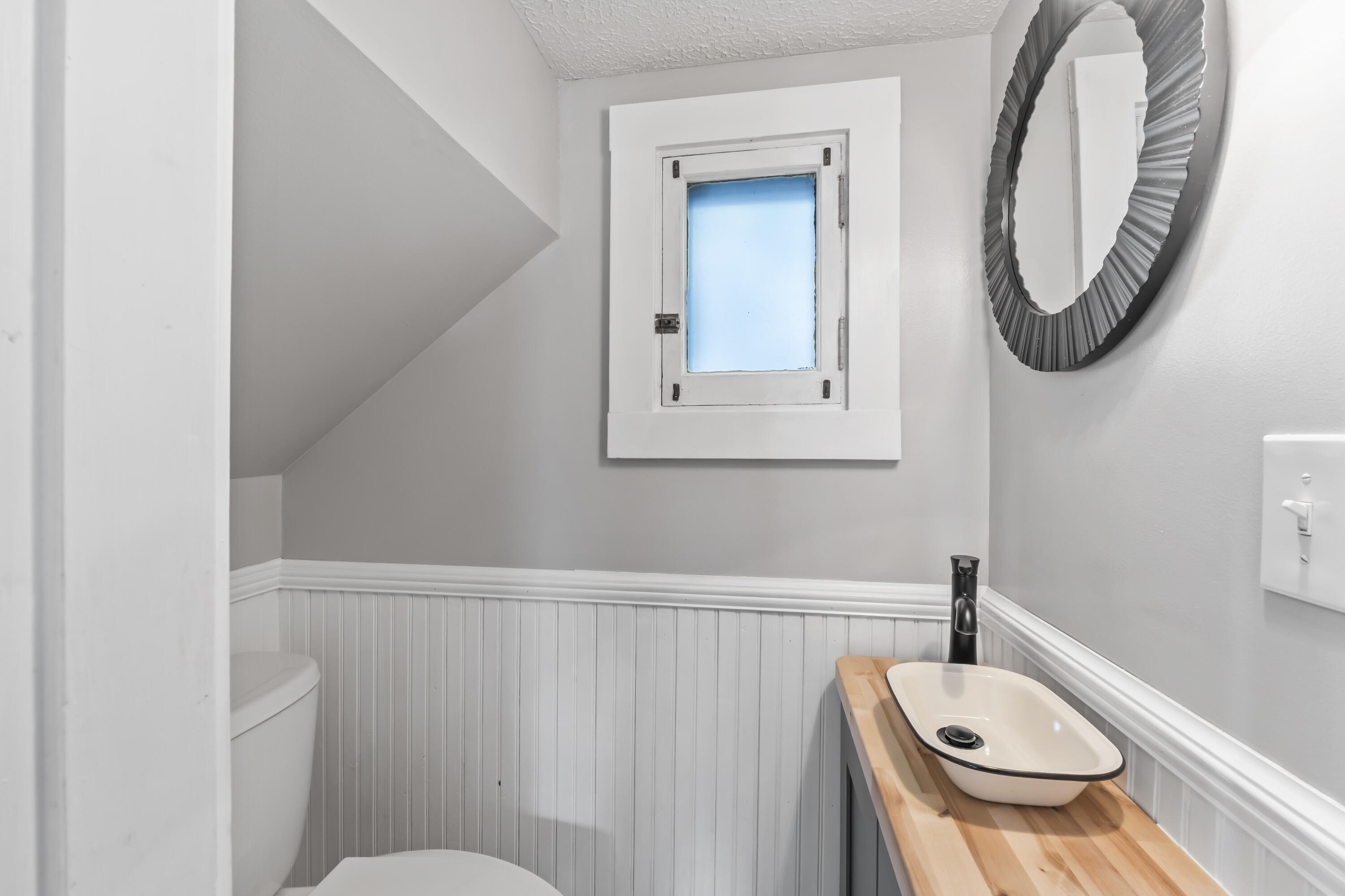 131 Gamage Avenue Auburn ME 04210