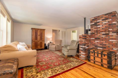 21 Fitzgerald Avenue Lewiston ME 04240