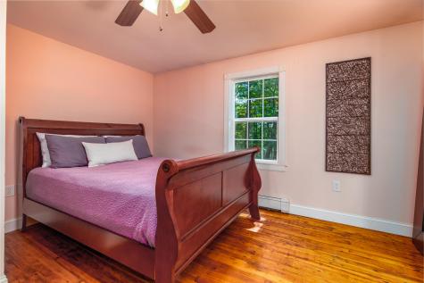 21 Fitzgerald Avenue Lewiston ME 04240