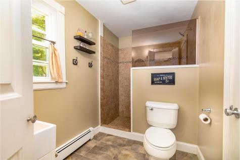 21 Fitzgerald Avenue Lewiston ME 04240