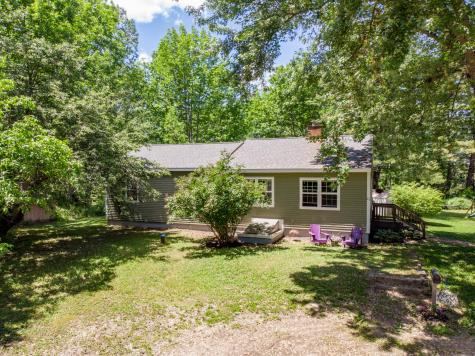 21 Fitzgerald Avenue Lewiston ME 04240