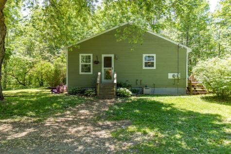21 Fitzgerald Avenue Lewiston ME 04240