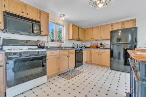 65 Totten Road Gray ME 04039