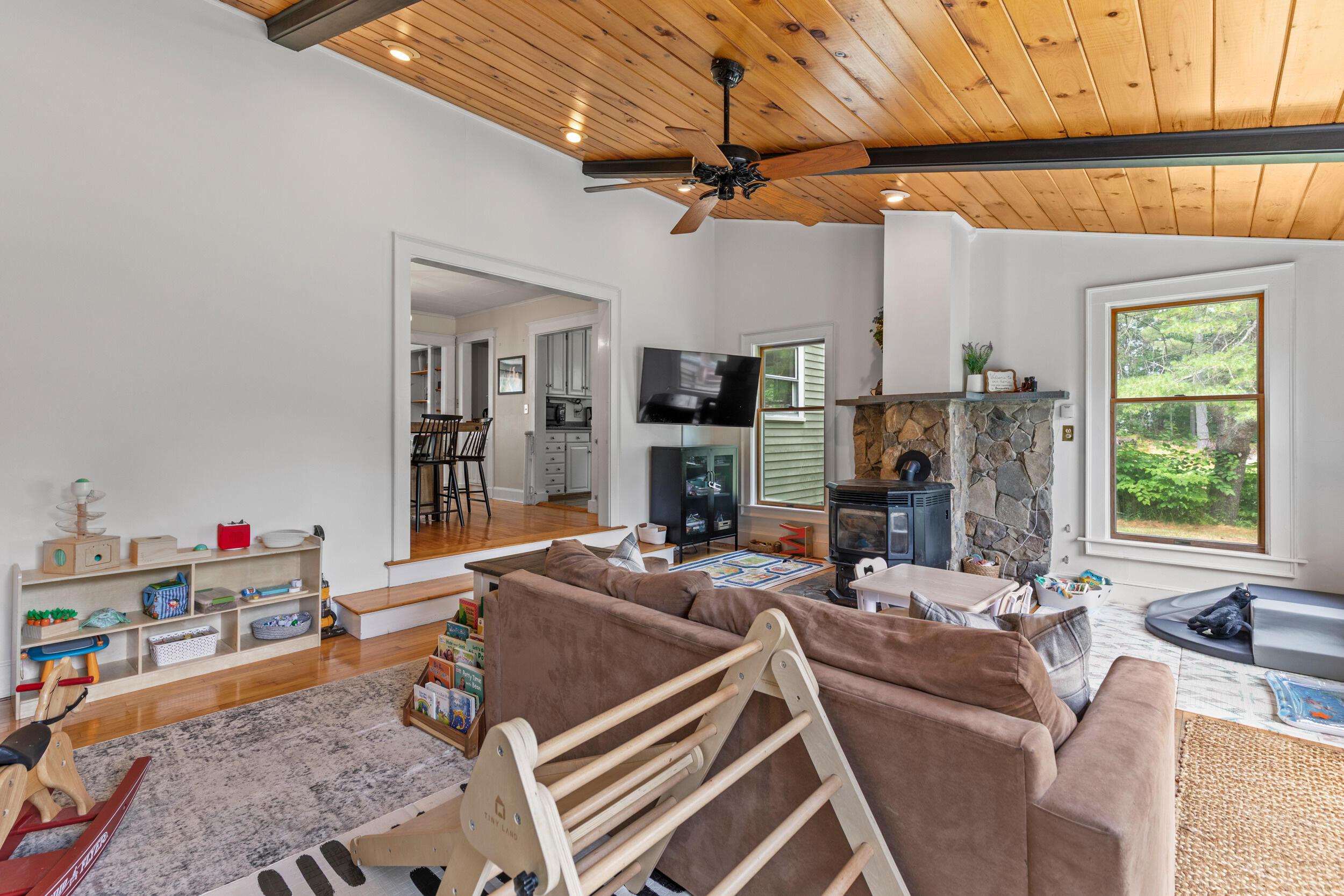 168 Main Street Sanford ME 04083