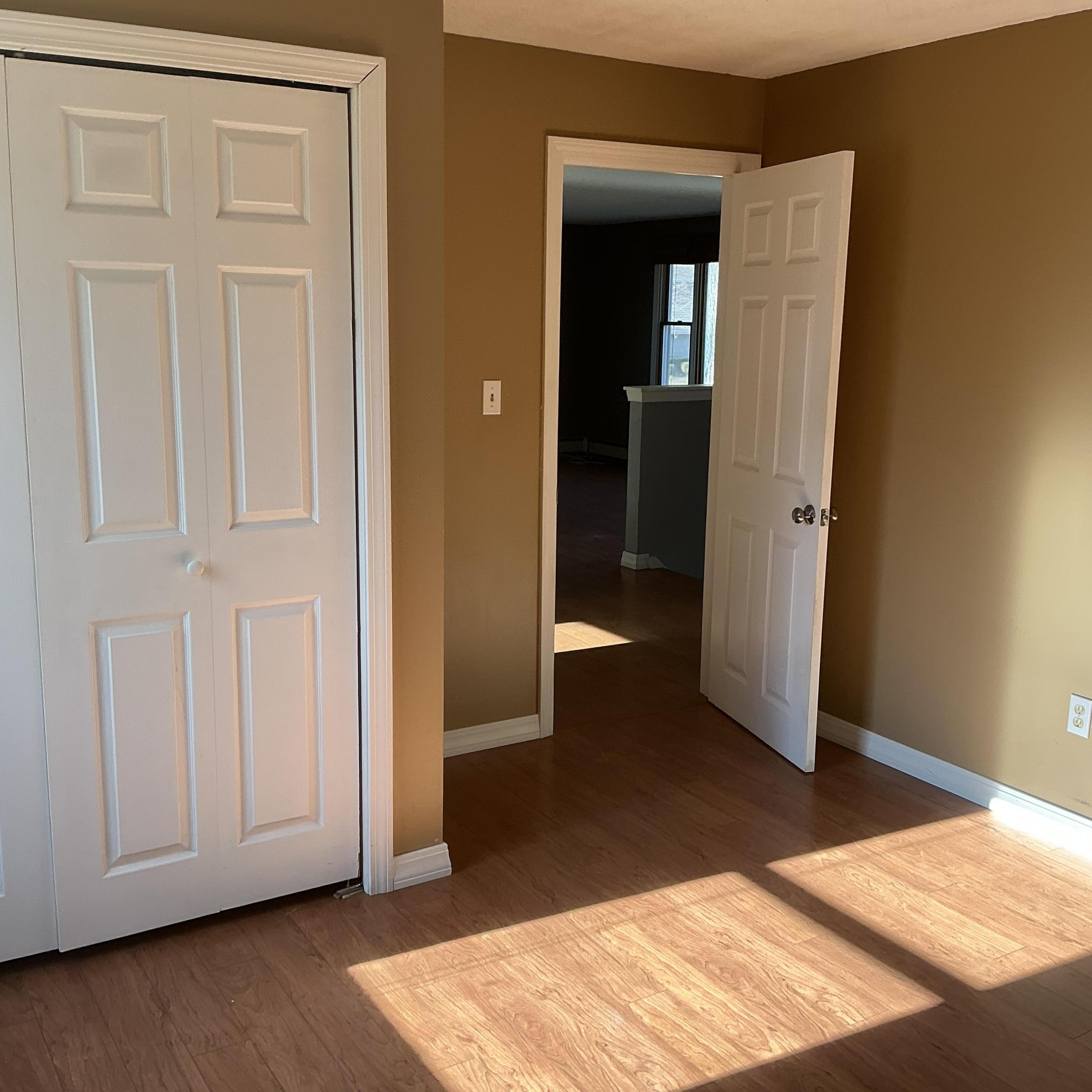 1 Carolyn Street Topsham ME 04086