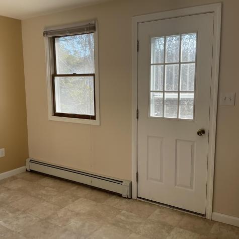 1 Carolyn Street Topsham ME 04086