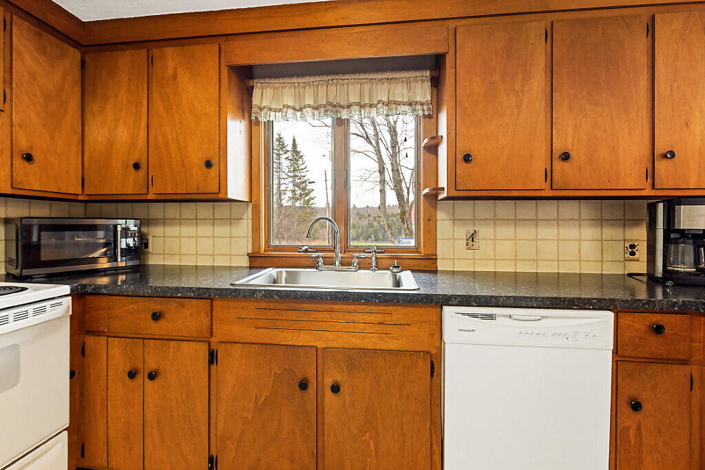 176 Fairfield Street Oakland ME 04963
