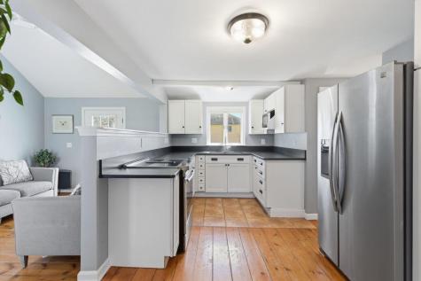 8 Bickford Street Scarborough ME 04074
