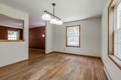 29 Hillview Lane Lewiston ME 04240