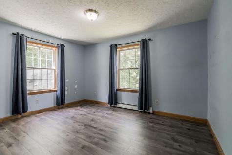 29 Hillview Lane Lewiston ME 04240