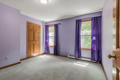 29 Hillview Lane Lewiston ME 04240