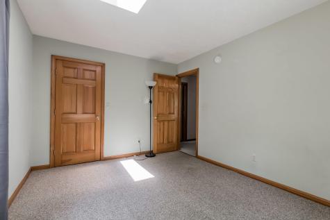 29 Hillview Lane Lewiston ME 04240