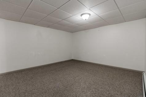 29 Hillview Lane Lewiston ME 04240