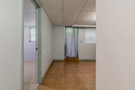 29 Hillview Lane Lewiston ME 04240