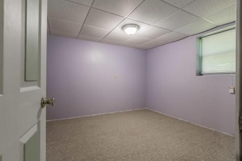 29 Hillview Lane Lewiston ME 04240