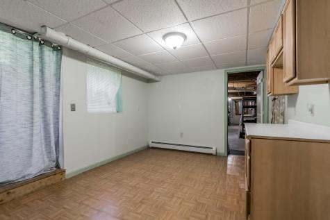 29 Hillview Lane Lewiston ME 04240