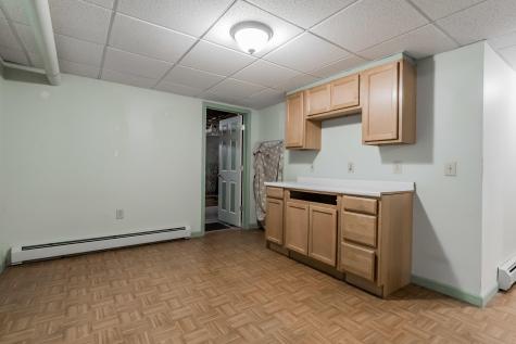 29 Hillview Lane Lewiston ME 04240