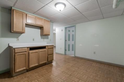 29 Hillview Lane Lewiston ME 04240