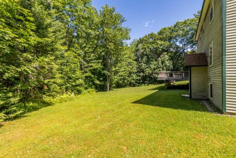 29 Hillview Lane Lewiston ME 04240