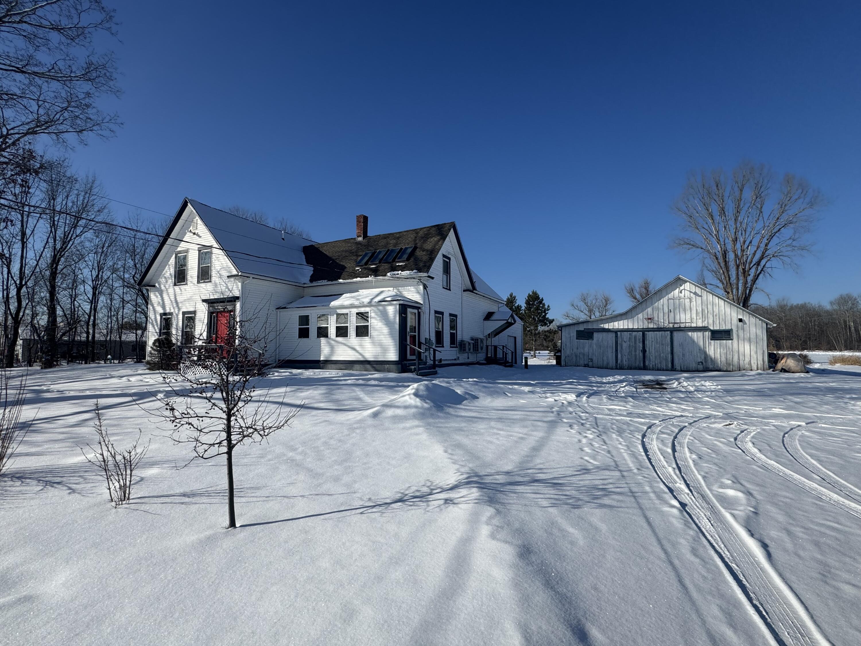 5 North Road Detroit ME 04929