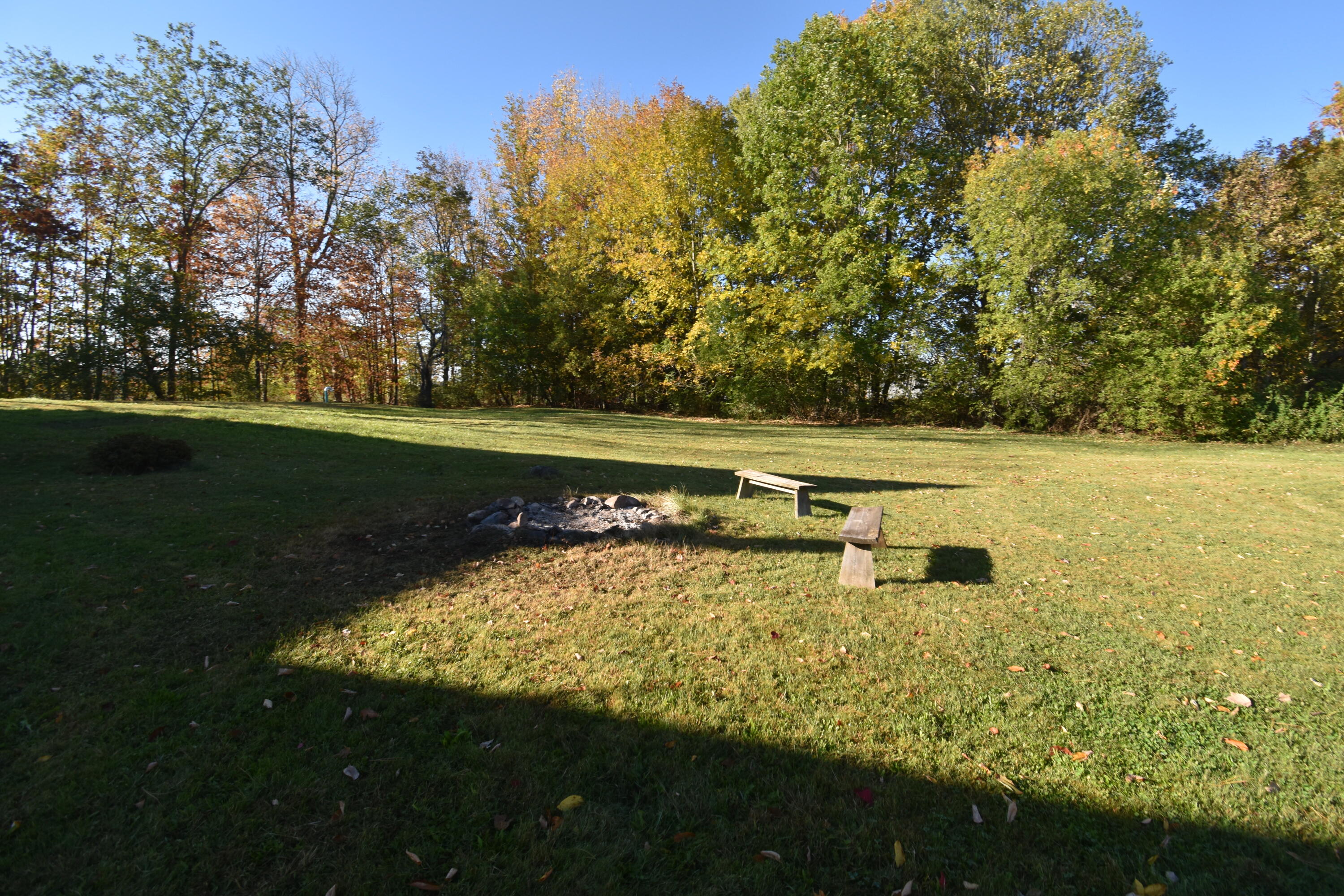 5 North Road Detroit ME 04929