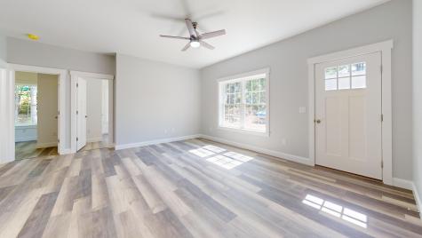 25 Jennifer Avenue Greene ME 04236