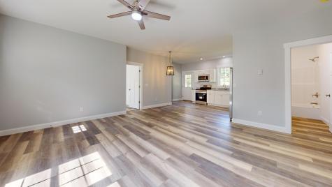 25 Jennifer Avenue Greene ME 04236