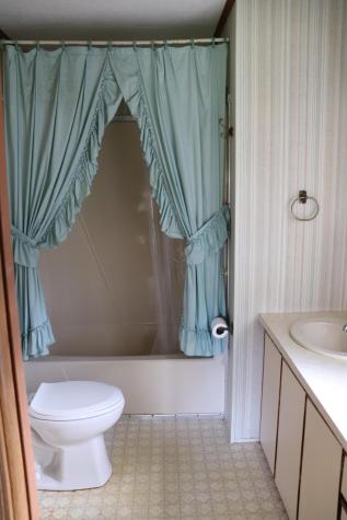 187 Lebanon Road Winterport ME 04496