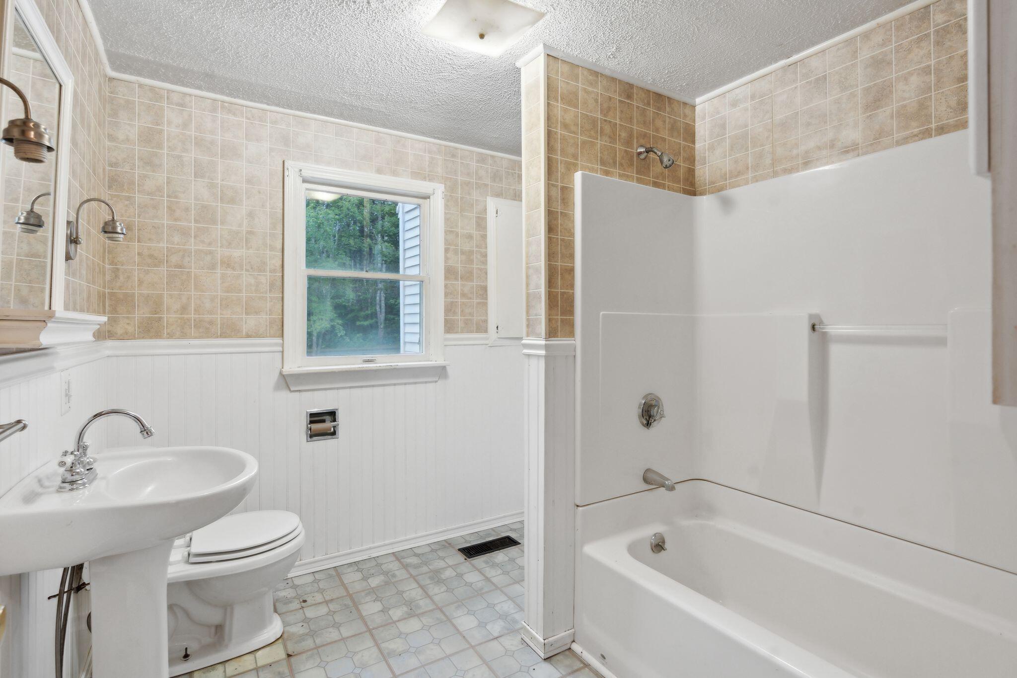 240 River Road Arundel ME 04046