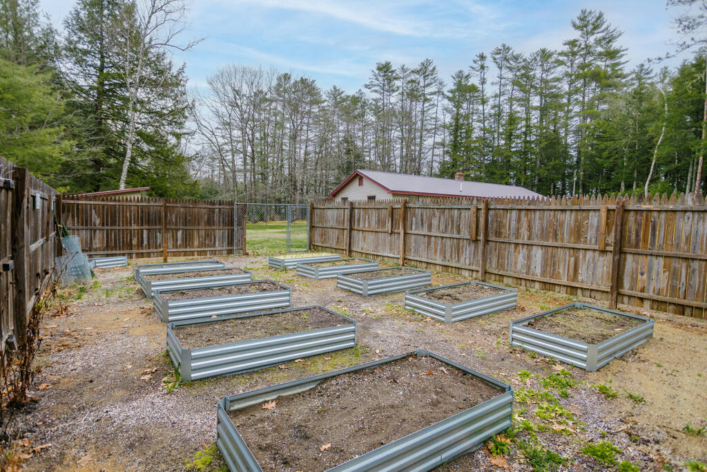 11 Cohoon Road Chesterville ME 04938