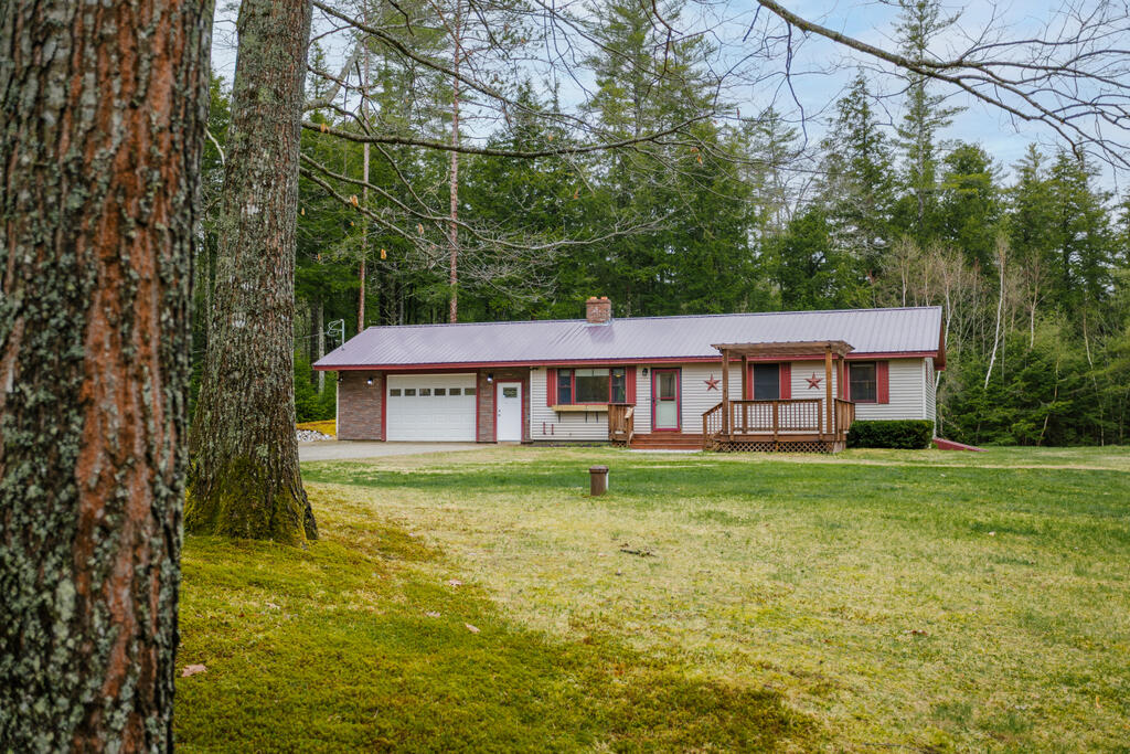11 Cohoon Road Chesterville ME 04938