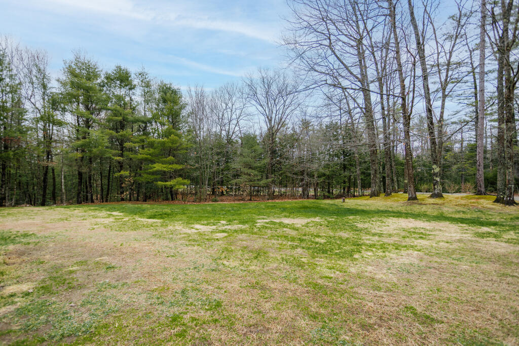 11 Cohoon Road Chesterville ME 04938