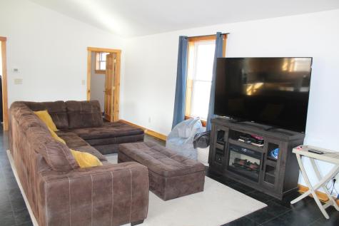 30 Bartlett Street Gardiner ME 04359