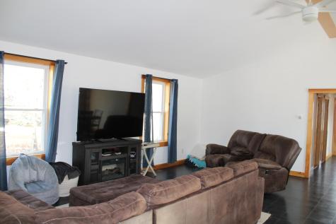 30 Bartlett Street Gardiner ME 04359