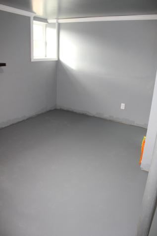 30 Bartlett Street Gardiner ME 04359