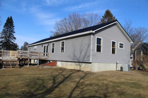 30 Bartlett Street Gardiner ME 04359