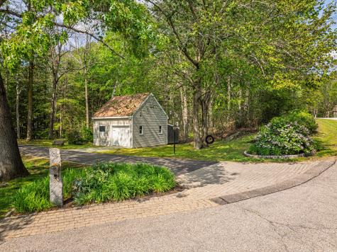 20 Doe Drive Eliot ME 03903