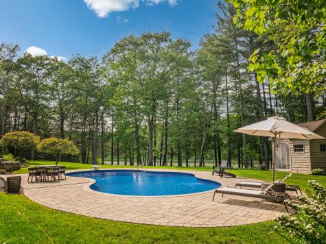 20 Doe Drive Eliot ME 03903