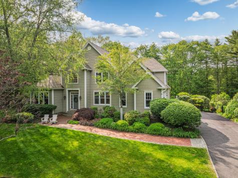 20 Doe Drive Eliot ME 03903