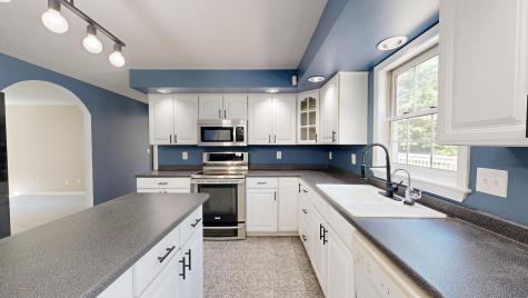 60 Vickery Road Auburn ME 04210