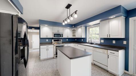 60 Vickery Road Auburn ME 04210