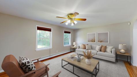 60 Vickery Road Auburn ME 04210