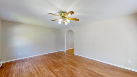 60 Vickery Road Auburn ME 04210