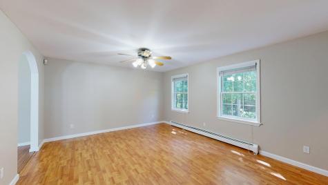 60 Vickery Road Auburn ME 04210