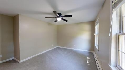 60 Vickery Road Auburn ME 04210